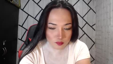 Stellaven online show from November 25, 2025, 2:44 am