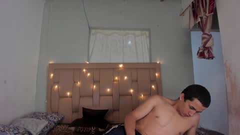 Snapshot of stepcouple__ chatting on January 23, 2025, 7:07 pm Stepcouple online show from January 23, 2025, 7:07 pm