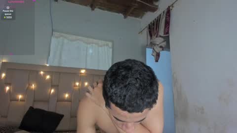 Snapshot of stepcouple__ chatting on January 29, 2025, 12:22 am Stepcouple online show from January 29, 2025, 12:22 am