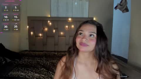 Snapshot of stepcouple__ chatting on February 20, 2025, 1:25 am Stepcouple online show from February 20, 2025, 1:25 am