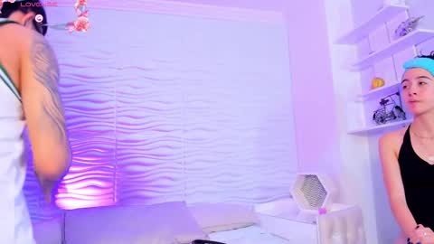 stephanandsamantha online show from October 25, 2025, 9:09 pm