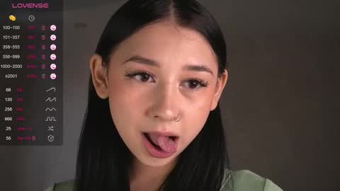 Sonya online show from October 8, 2025, 5:38 am