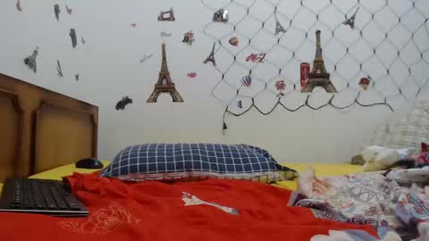 Stephanie   online show from January 11, 2025, 6:44 pm