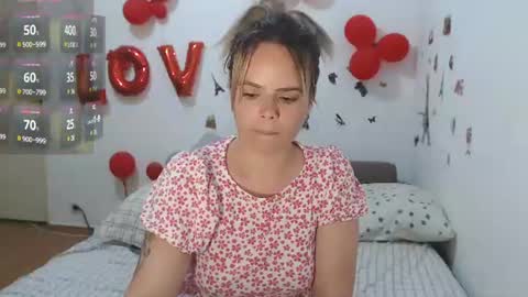 Snapshot of stephaniewild chatting on June 11, 2026, 10:35 am Stephanie online show from June 11, 2026, 10:35 am