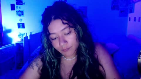 Stephanie  online show from December 12, 2024, 3:43 am