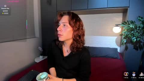 Snapshot of stephanrusso chatting on May 30, 2026, 11:29 am Stephan online show from May 30, 2026, 11:29 am