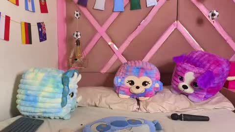 Snapshot of stephany_grand chatting on June 27, 2026, 6:24 pm stephany_grand online show from June 27, 2026, 6:24 pm