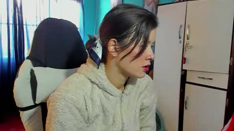 Stephany  independient model  online show from June 3, 2026, 1:36 pm