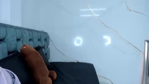 Stefanny online show from September 19, 2025, 11:05 pm