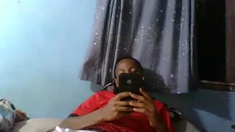 stephaolysca online show from April 17, 2026, 7:50 pm