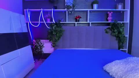 Snapshot of stephierousee chatting on July 14, 2026, 5:12 am Stephie online show from July 14, 2026, 5:12 am