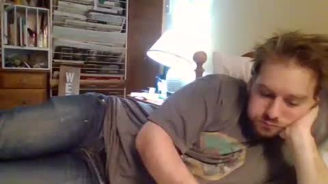 Ian23602 online show from November 21, 2025, 11:42 am