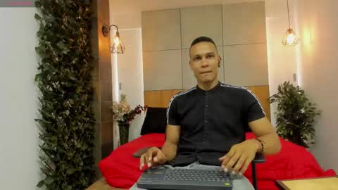 Snapshot of sterling_magnus chatting on February 6, 2026, 8:01 pm online show from February 6, 2026, 8:01 pm