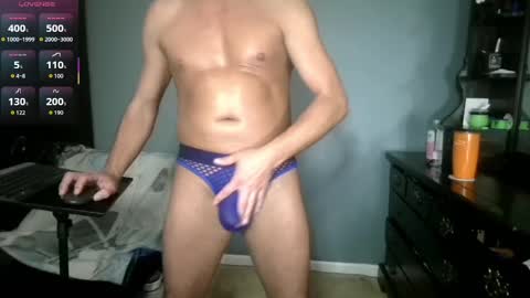 Im Yours online show from September 11, 2025, 3:50 am