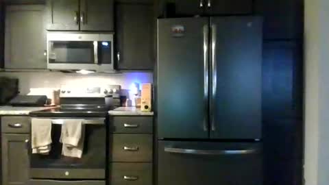 Snapshot of steved6001 chatting on January 18, 2026, 1:42 am steved6001 online show from January 18, 2026, 1:42 am