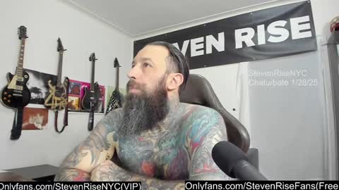 Snapshot of stevenrisenyc chatting on January 28, 2025, 3:14 pm StevenRiseNYC online show from January 28, 2025, 3:14 pm
