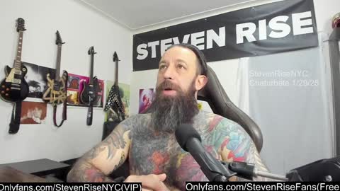 Snapshot of stevenrisenyc chatting on January 30, 2025, 4:24 pm StevenRiseNYC online show from January 30, 2025, 4:24 pm
