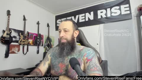 Snapshot of stevenrisenyc chatting on February 5, 2025, 1:47 am StevenRiseNYC online show from February 5, 2025, 1:47 am