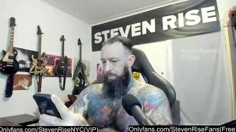 Snapshot of stevenrisenyc chatting on September 10, 2025, 12:16 pm StevenRiseNYC online show from September 10, 2025, 12:16 pm