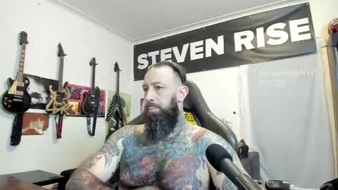 Snapshot of stevenrisenyc chatting on September 11, 2025, 2:28 pm StevenRiseNYC online show from September 11, 2025, 2:28 pm
