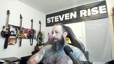 Snapshot of stevenrisenyc chatting on October 2, 2025, 12:17 am StevenRiseNYC online show from October 2, 2025, 12:17 am