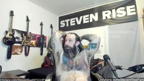 Snapshot of stevenrisenyc chatting on November 6, 2025, 2:18 pm StevenRiseNYC online show from November 6, 2025, 2:18 pm