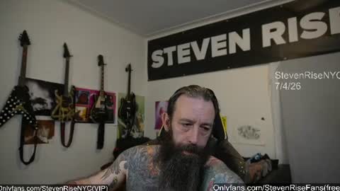 Snapshot of stevenrisenyc chatting on July 5, 2026, 1:07 pm StevenRiseNYC online show from July 5, 2026, 1:07 pm