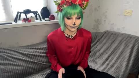 Stevie online show from October 31, 2025, 4:24 am