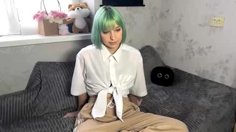 Stevie online show from November 6, 2025, 4:13 am