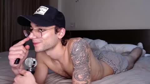 Alex   online show from February 14, 2025, 8:37 pm