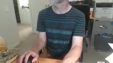 SteveTheTigerr online show from March 25, 2026, 3:56 am