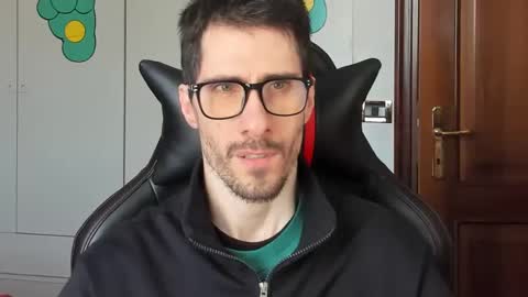 Snapshot of stevex870 chatting on January 12, 2025, 1:48 pm Steve online show from January 12, 2025, 1:48 pm