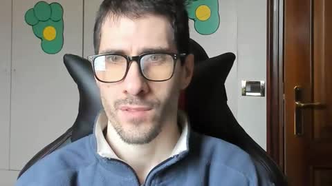 Steve online show from December 1, 2025, 9:03 am