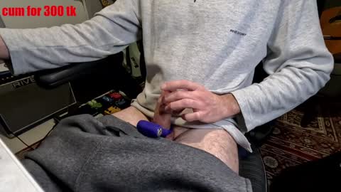 Snapshot of stevie_grey chatting on December 15, 2024, 8:25 pm stevie_grey online show from December 15, 2024, 8:25 pm