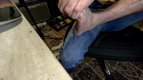 Snapshot of stevie_grey chatting on October 8, 2025, 7:22 pm stevie_grey online show from October 8, 2025, 7:22 pm