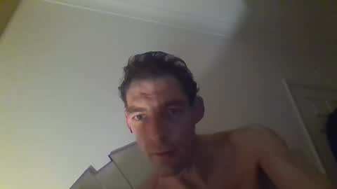 stevieg696969 online show from November 10, 2025, 1:37 am