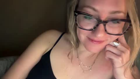 StevieGirl4U online show from February 1, 2025, 8:29 am