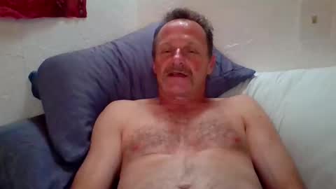 steviehard7 online show from September 21, 2025, 5:09 am