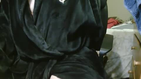 Chillguy online show from April 27, 2026, 4:54 am