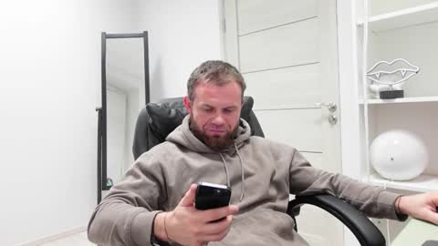 Snapshot of stewart_benzo chatting on January 10, 2026, 3:52 am Stewart Barnz online show from January 10, 2026, 3:52 am