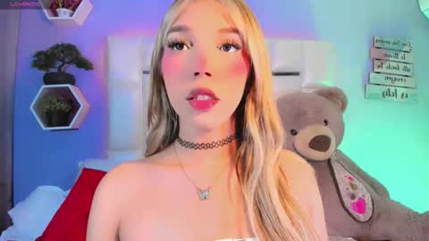 Steisee Reyes online show from October 11, 2025, 10:41 pm