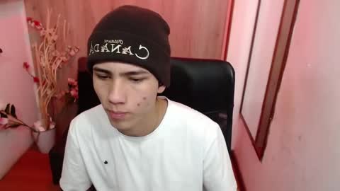 Snapshot of stich_23 chatting on February 15, 2026, 1:41 pm Stich online show from February 15, 2026, 1:41 pm