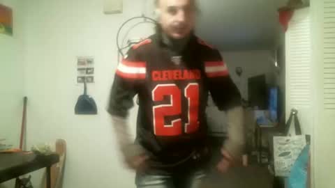 stickey online show from November 17, 2025, 1:44 am