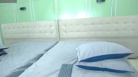 StickXCandy online show from January 4, 2025, 11:43 am