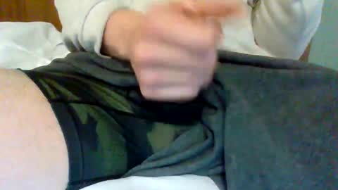 Snapshot of stickylittletoes chatting on April 20, 2026, 6:20 pm Wakeandbaked online show from April 20, 2026, 6:20 pm