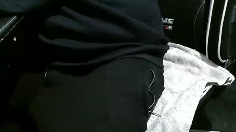 stiffler83pl online show from February 6, 2026, 9:51 pm