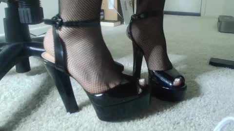 StilettoDoll online show from October 22, 2025, 10:37 am