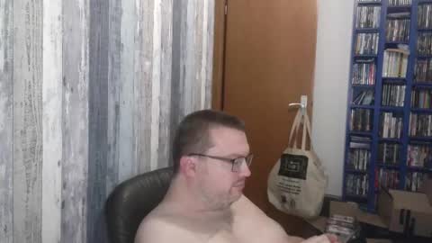 Oliver online show from September 25, 2025, 7:39 pm