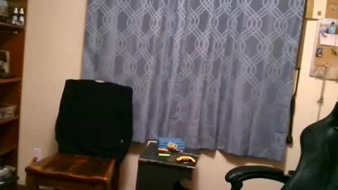 Snapshot of still_luv_this_job chatting on September 26, 2025, 6:28 am Gem online show from September 26, 2025, 6:28 am