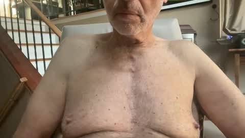 Stillbad2 online show from January 10, 2025, 7:43 pm